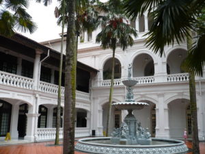 「熱帯と創作」（１）東洋の神秘　～サマセットモーム～