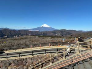 初富士を正面いまが真正面